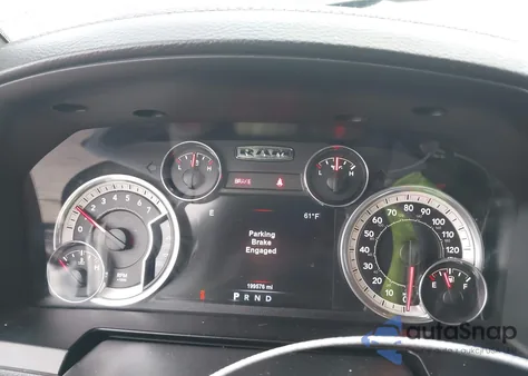 2015 Ram 1500 Sport из США, поврежденный, VIN 1C6RR6MT9FS613551